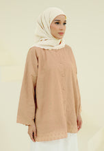 Load image into Gallery viewer, Akia Lace Top (Brown)