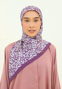 Elena Printed Square (Dark Purple)