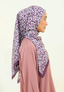 Elena Printed Square (Dark Purple)