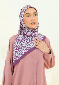 Elena Printed Square (Dark Purple)