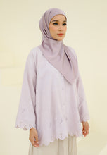 Load image into Gallery viewer, Akia Lace Top (Light Purple)