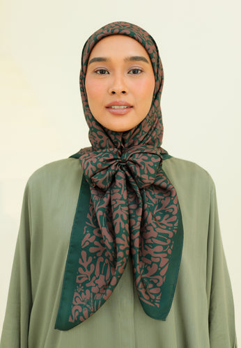 Elena Printed Square (Dark Green)