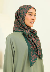 Elena Printed Square (Dark Green)