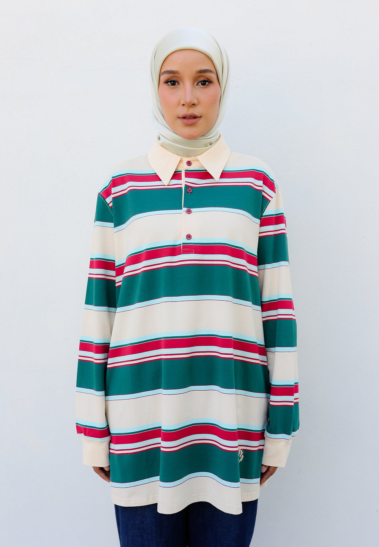 Isaad Boyfriend T-Shirt (Cream)