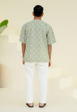 Load image into Gallery viewer, Shirt Men (Sage Green)