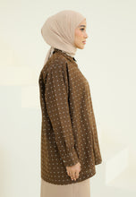 Load image into Gallery viewer, Humraa Polka Top (Dark Choco)