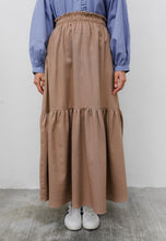 Load image into Gallery viewer, Nora Tiered Skirt (Brown)