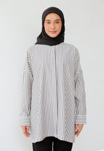 Load image into Gallery viewer, Emma Stripe Top (Black)