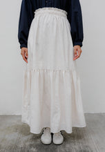 Load image into Gallery viewer, Nora Tiered Skirt (Cream)