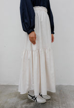 Load image into Gallery viewer, Nora Tiered Skirt (Cream)