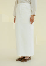 Load image into Gallery viewer, Izzy Twill Skirt (White)