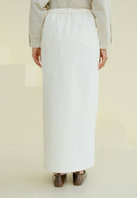 Load image into Gallery viewer, Izzy Twill Skirt (White)