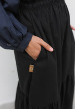Load image into Gallery viewer, Nora Tiered Skirt (Black)