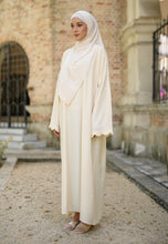 Load image into Gallery viewer, Balqis Scallop Kaftan (Dusty Cream)