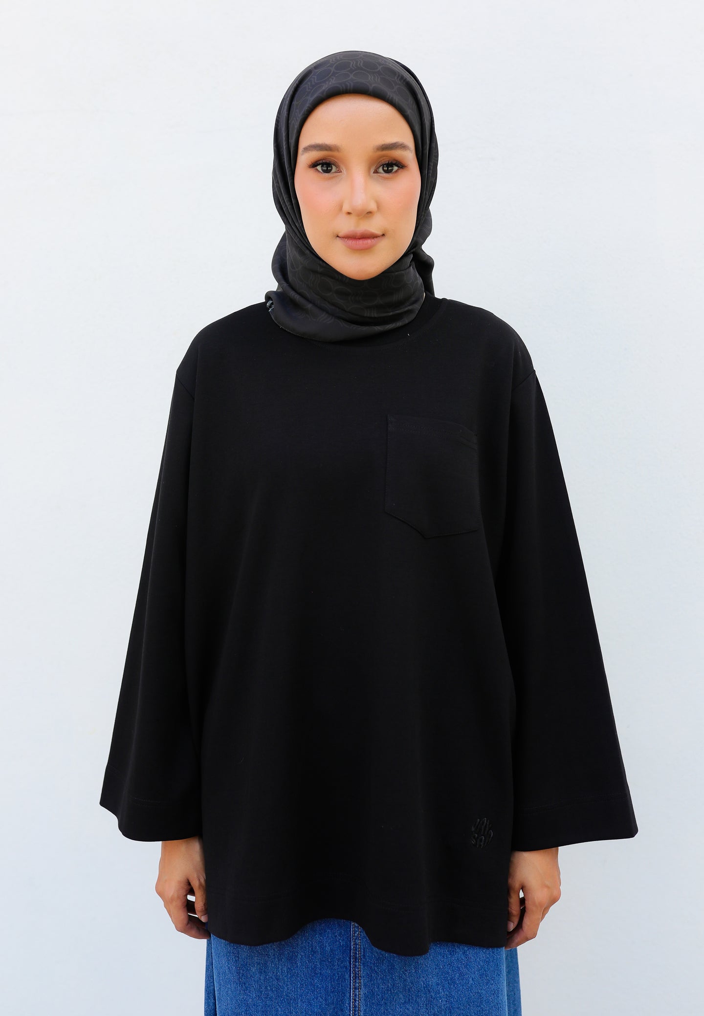 Zen Boxy T-Shirt (Black)