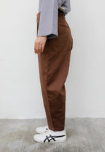 Load image into Gallery viewer, Malia Barrel Pants (Dark Choco)