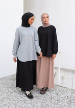 Load image into Gallery viewer, Zoe Curved T-Shirt (Melange Grey)