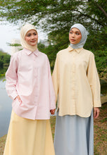 Load image into Gallery viewer, Erum Linen Top (Butter Yellow)