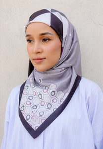 Novaa Printed Square Hijab (Simetri pale purple)