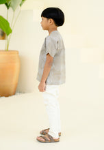 Load image into Gallery viewer, Shirt Boy (Taupe)
