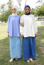Load image into Gallery viewer, Zoe Curved T-Shirt (Lavender Blue)