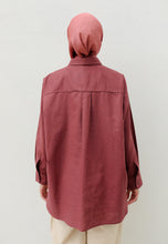 Load image into Gallery viewer, Erum Linen Top (Redwood)