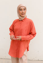 Load image into Gallery viewer, Leena Curved Top (Brick Orange)