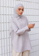 Load image into Gallery viewer, Erum Linen Top (Soft Grey)