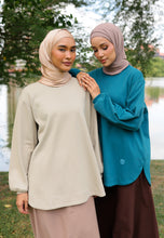Load image into Gallery viewer, Zoe Curved T-Shirt (Deep Teal)