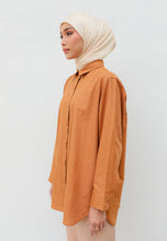 Load image into Gallery viewer, Erum Linen Top (Brownish Orange)