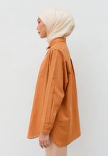 Load image into Gallery viewer, Erum Linen Top (Brownish Orange)