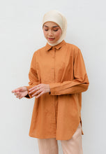 Load image into Gallery viewer, Erum Linen Top (Brownish Orange)