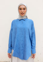 Load image into Gallery viewer, Leena Curved Top (Blue)