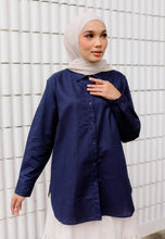 Load image into Gallery viewer, Erum Linen Top (Midnight Blue)
