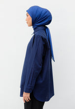 Load image into Gallery viewer, Erum Linen Top (Midnight Blue)