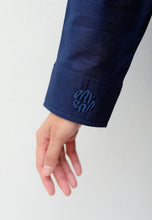 Load image into Gallery viewer, Erum Linen Top (Midnight Blue)