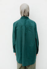 Load image into Gallery viewer, Erum Linen Top (Emerald Green)