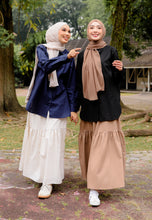 Load image into Gallery viewer, Erum Linen Top (Midnight Blue)