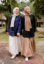 Load image into Gallery viewer, Erum Linen Top (Black)