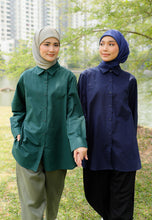 Load image into Gallery viewer, Erum Linen Top (Emerald Green)