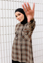 Load image into Gallery viewer, Sophia Checkered Top (Black)