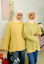 Load image into Gallery viewer, Zada Reversible T-shirt (Yellow)
