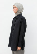 Load image into Gallery viewer, Erum Linen Top (Black)