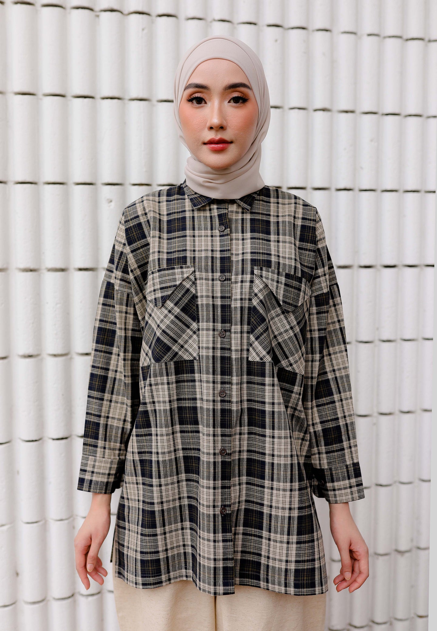 Sophia Checkered Top (Dark Blue)