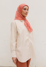 Load image into Gallery viewer, Areej Basic Top (Cream)