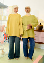 Load image into Gallery viewer, Zada Reversible T-shirt (Yellow)