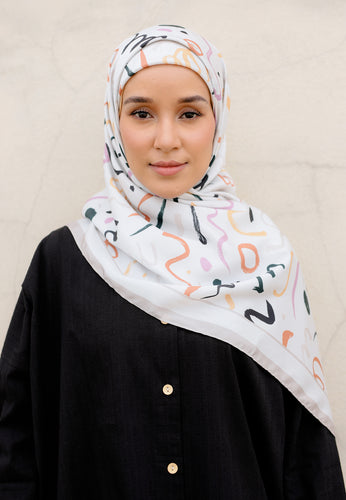 Novaa Printed Square Hijab (Doodle Cream)