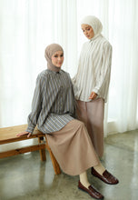 Load image into Gallery viewer, Nouf Stripe Top (Grey Brown)
