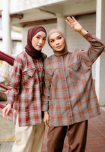 Load image into Gallery viewer, Sophia Checkered Top (Redwood)