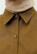 Load image into Gallery viewer, Erum Linen Top (Seaweed)